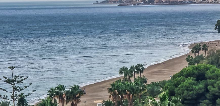 Ático en Aguadulce sur